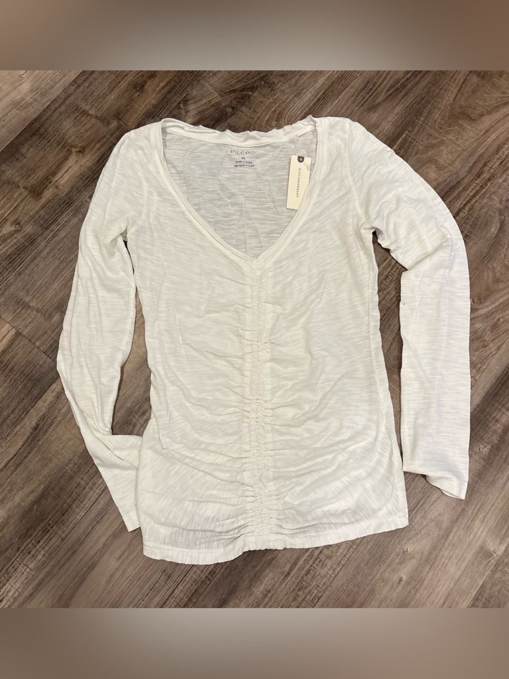 Pilcro White Long-Sleeve V-Neck Ruched Front Tee
